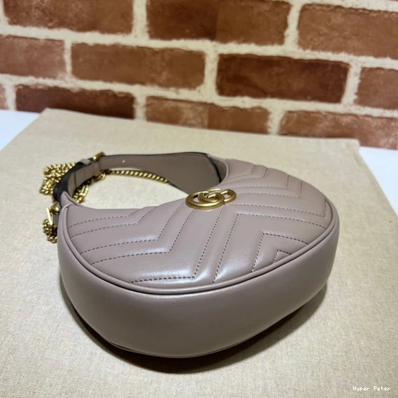 Hyper Peter GUCCI GG half-moon-shaped bag mini Marmont 0820